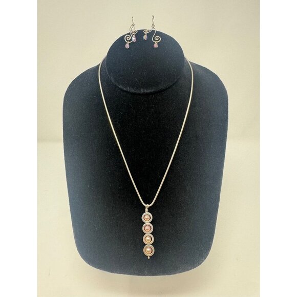 Sterling Silver and Pearl necklace and earring set - Picture 1 of 6